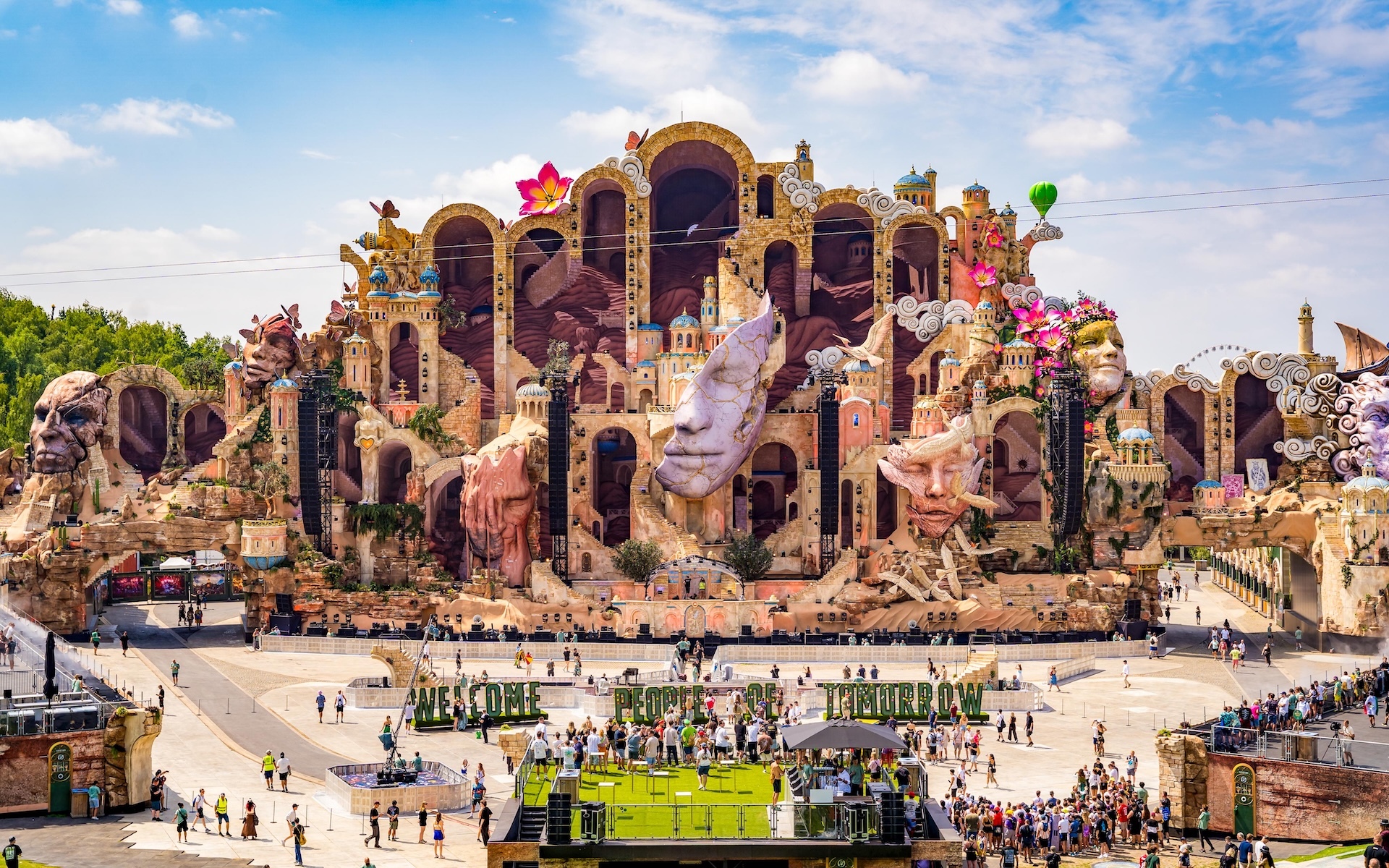 Four Tet, Eric Prydz, Nina Kraviz, and More to Play Tomorrowland