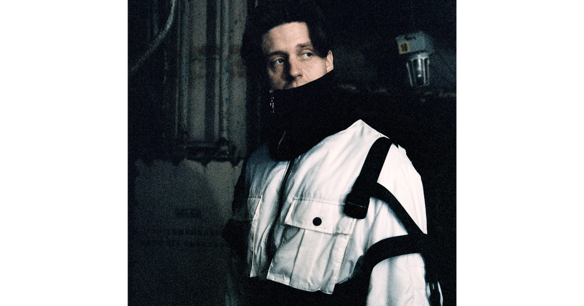 Aaron Hibell on 'SYNCHRONICITY,' His Debut Album That 'Sits Somewhere ...