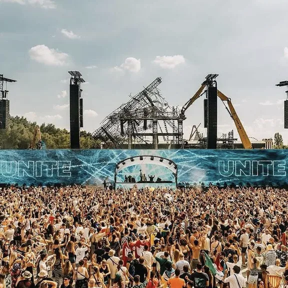 Four Tet, Eric Prydz, Nina Kraviz, and More to Play Tomorrowland
